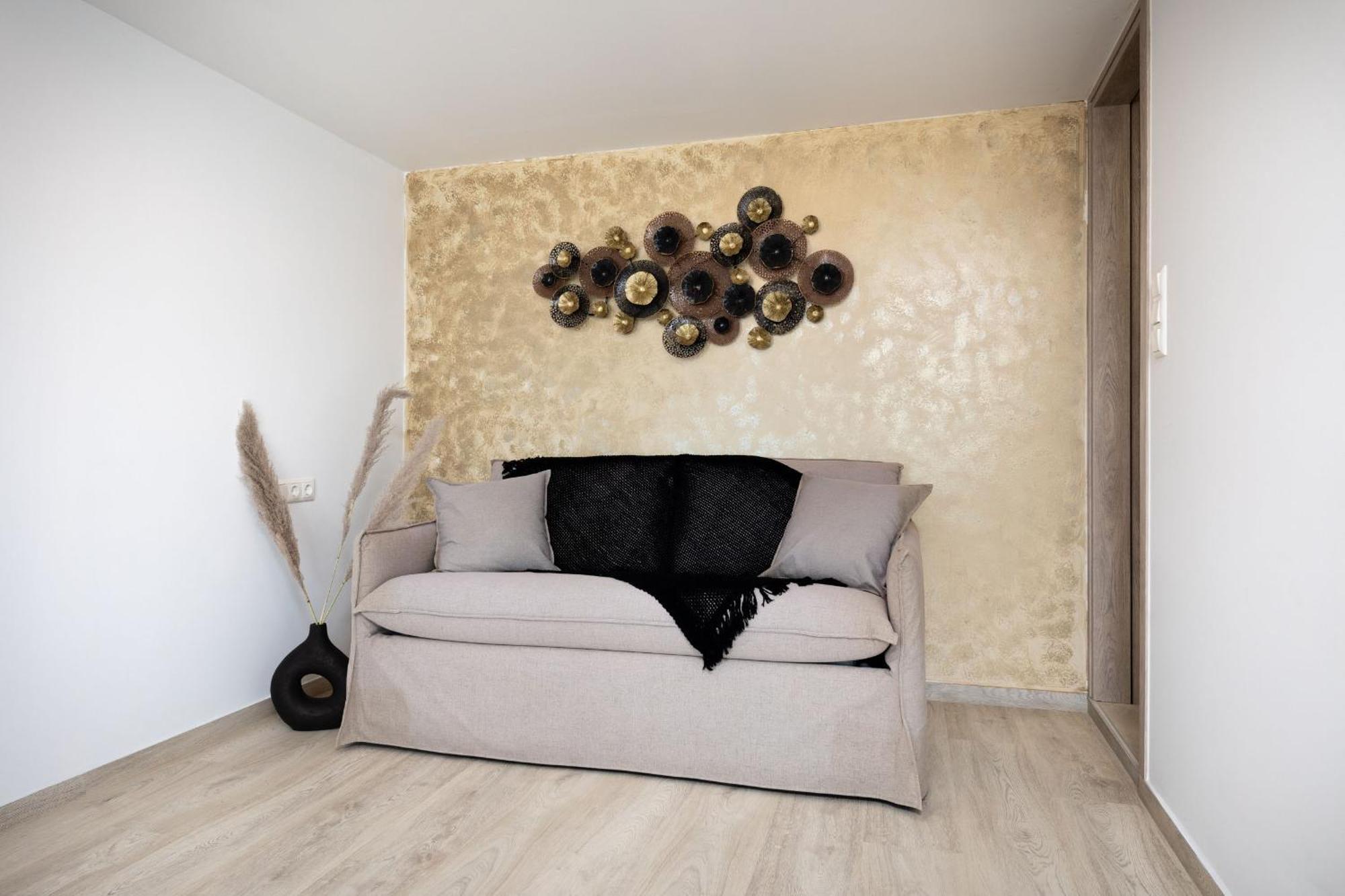 Mandilaras Village Vivlos Room photo